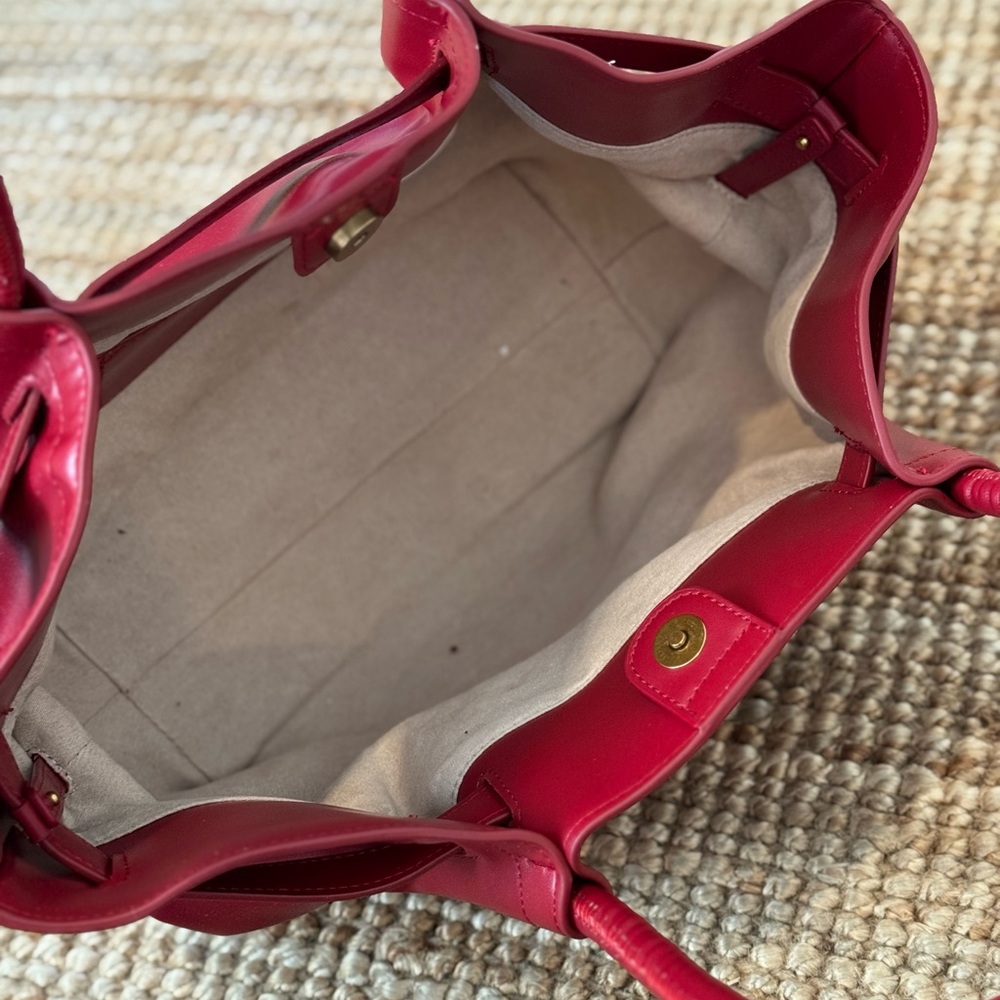 JW PEI Red Tote Bag - Picture 6 of 9